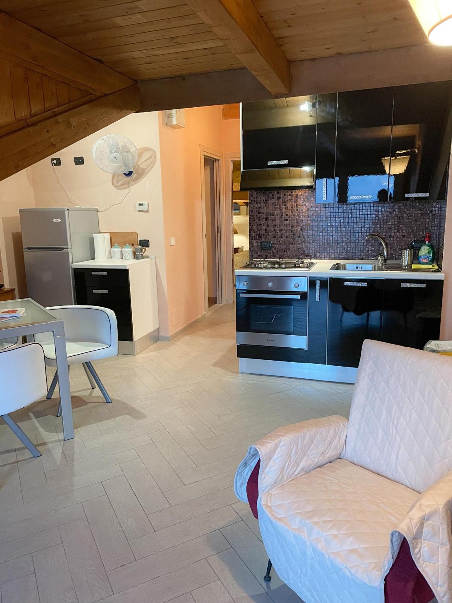 Maremare Apartments Giardini Naxos Exterior photo